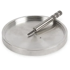 Levelling plate for CP sample holder