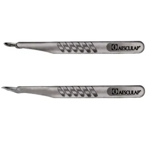 Sterile Scalpels with Plastic Handle and Blade Protector